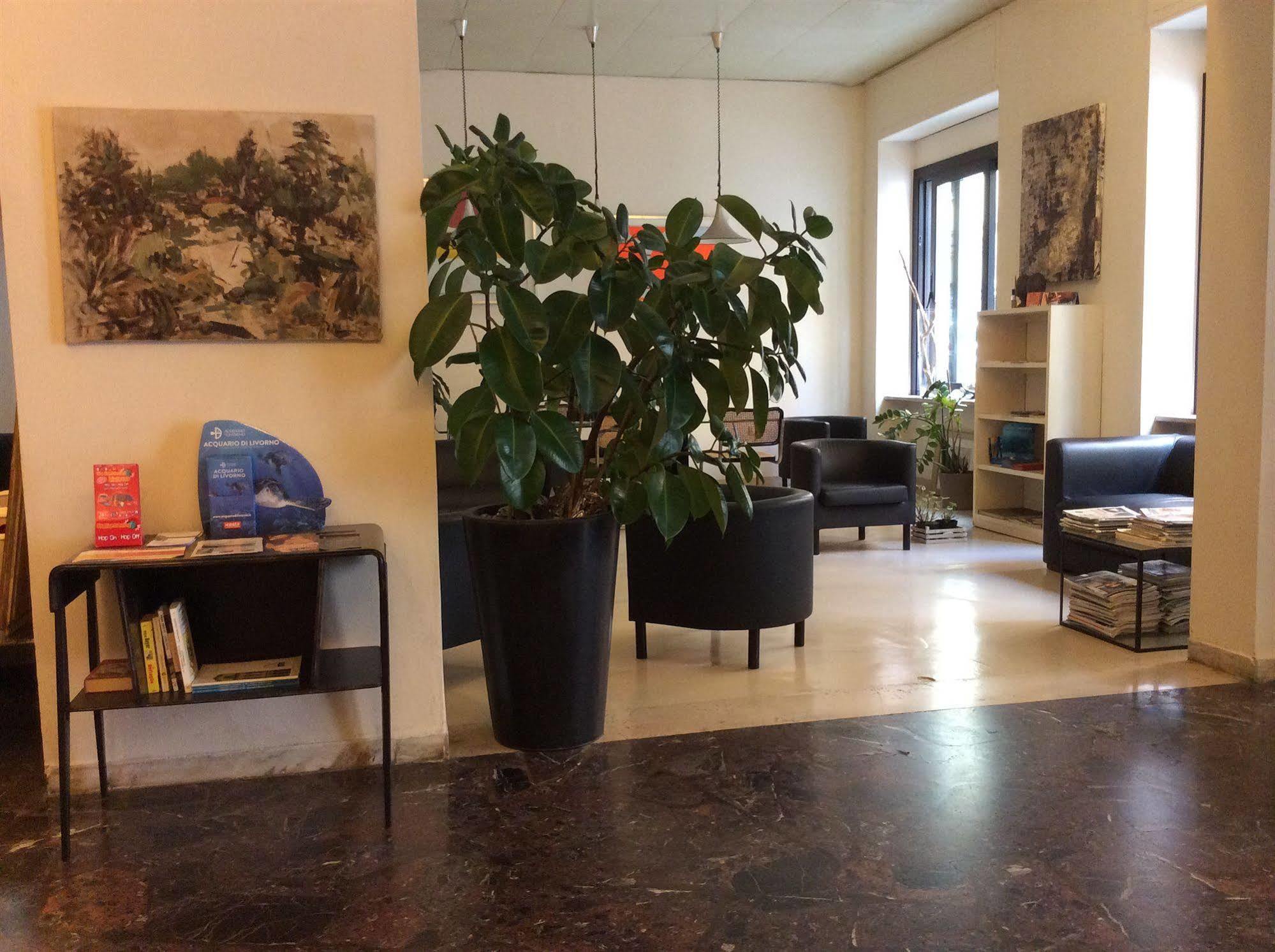 Hotel Touring Livorno Zewnętrze zdjęcie
